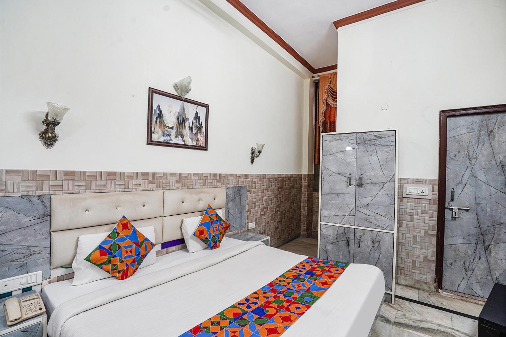 Fabhotel Sarwan Agra  Exteriör bild