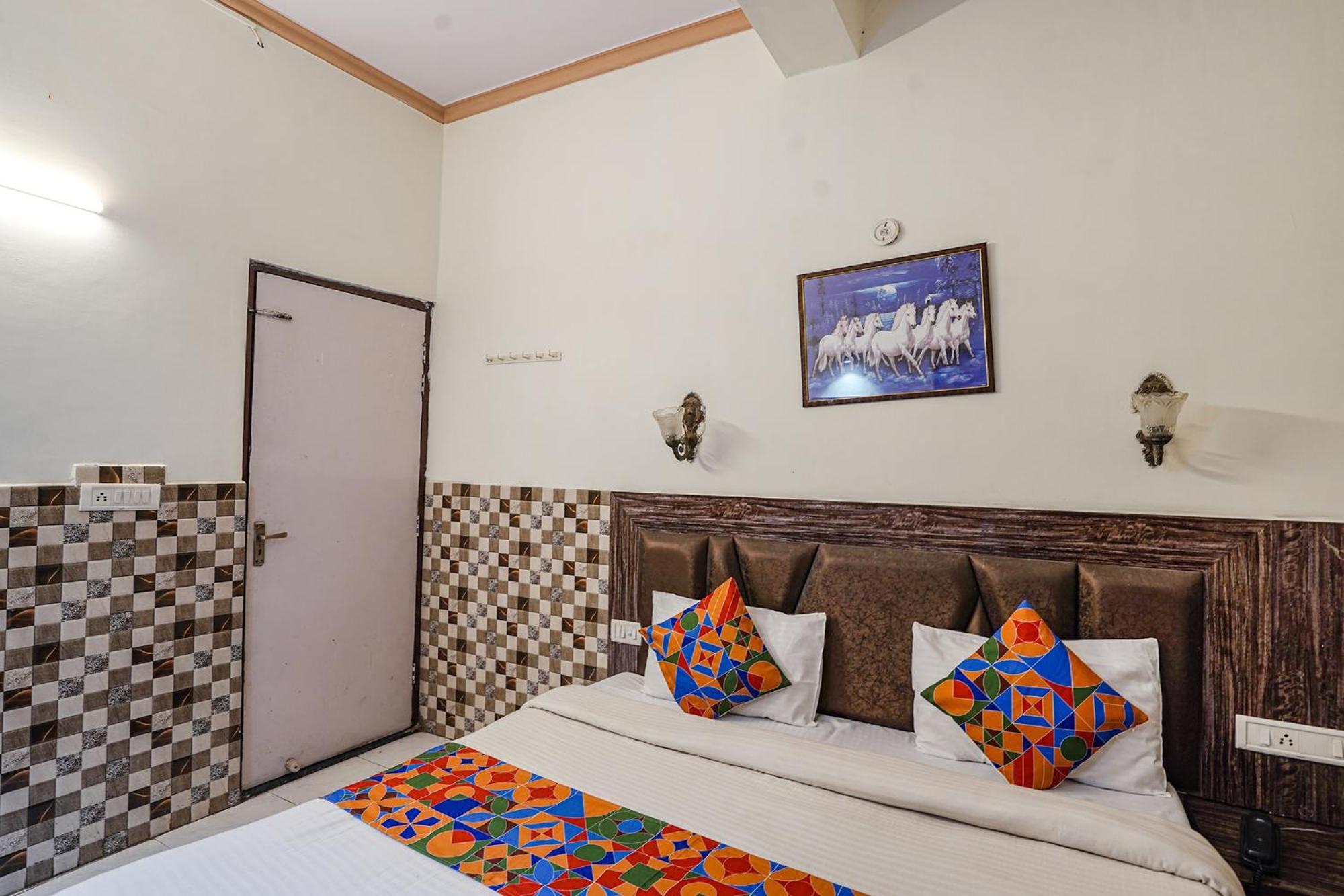 Fabhotel Sarwan Agra  Exteriör bild