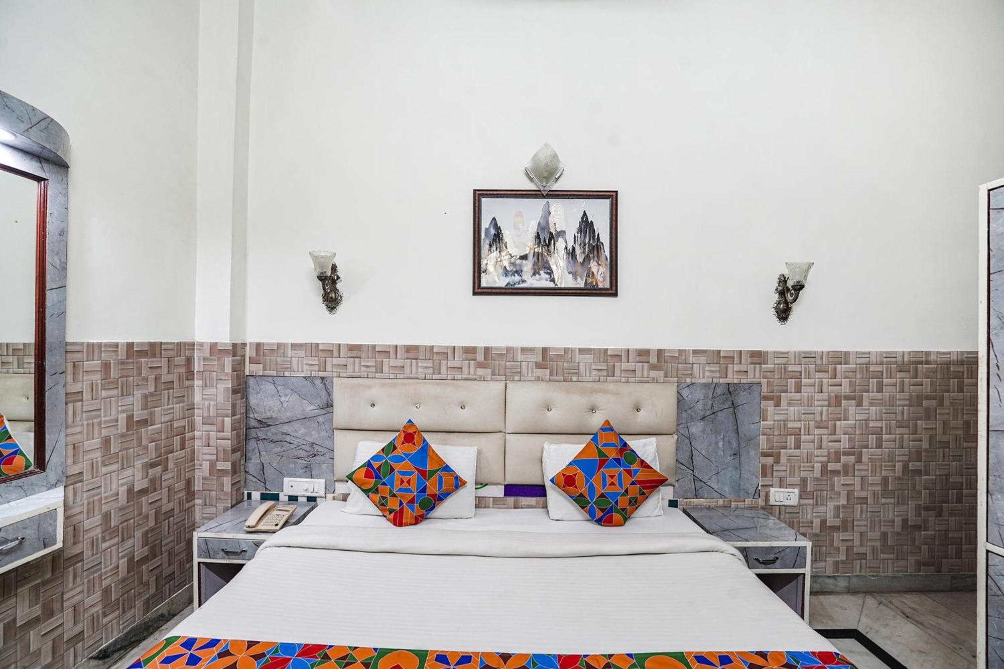 Fabhotel Sarwan Agra  Exteriör bild