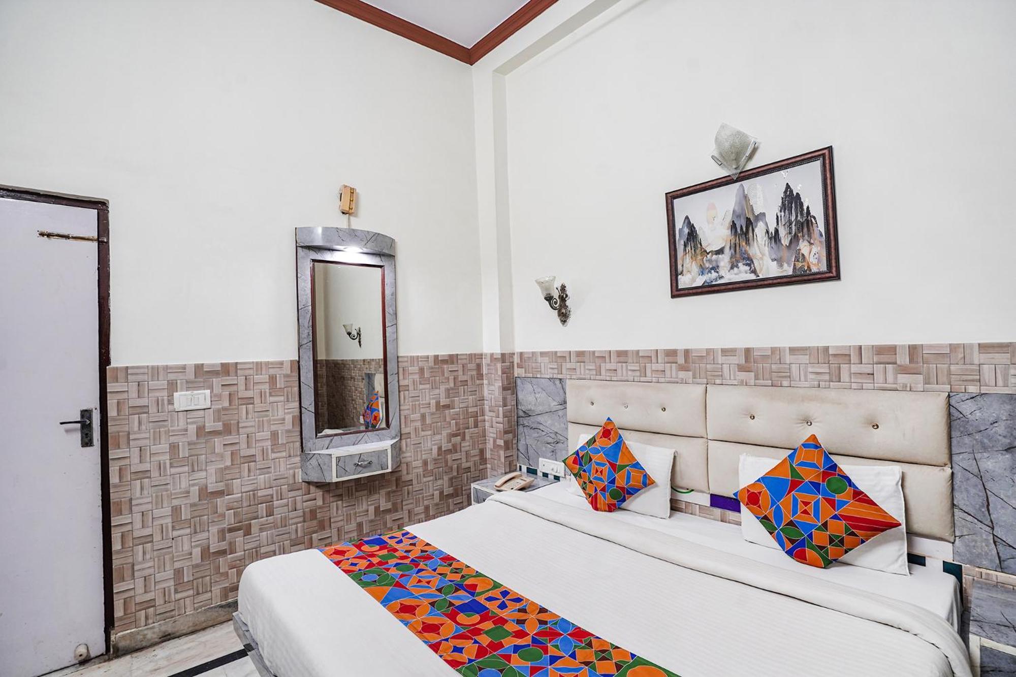 Fabhotel Sarwan Agra  Exteriör bild