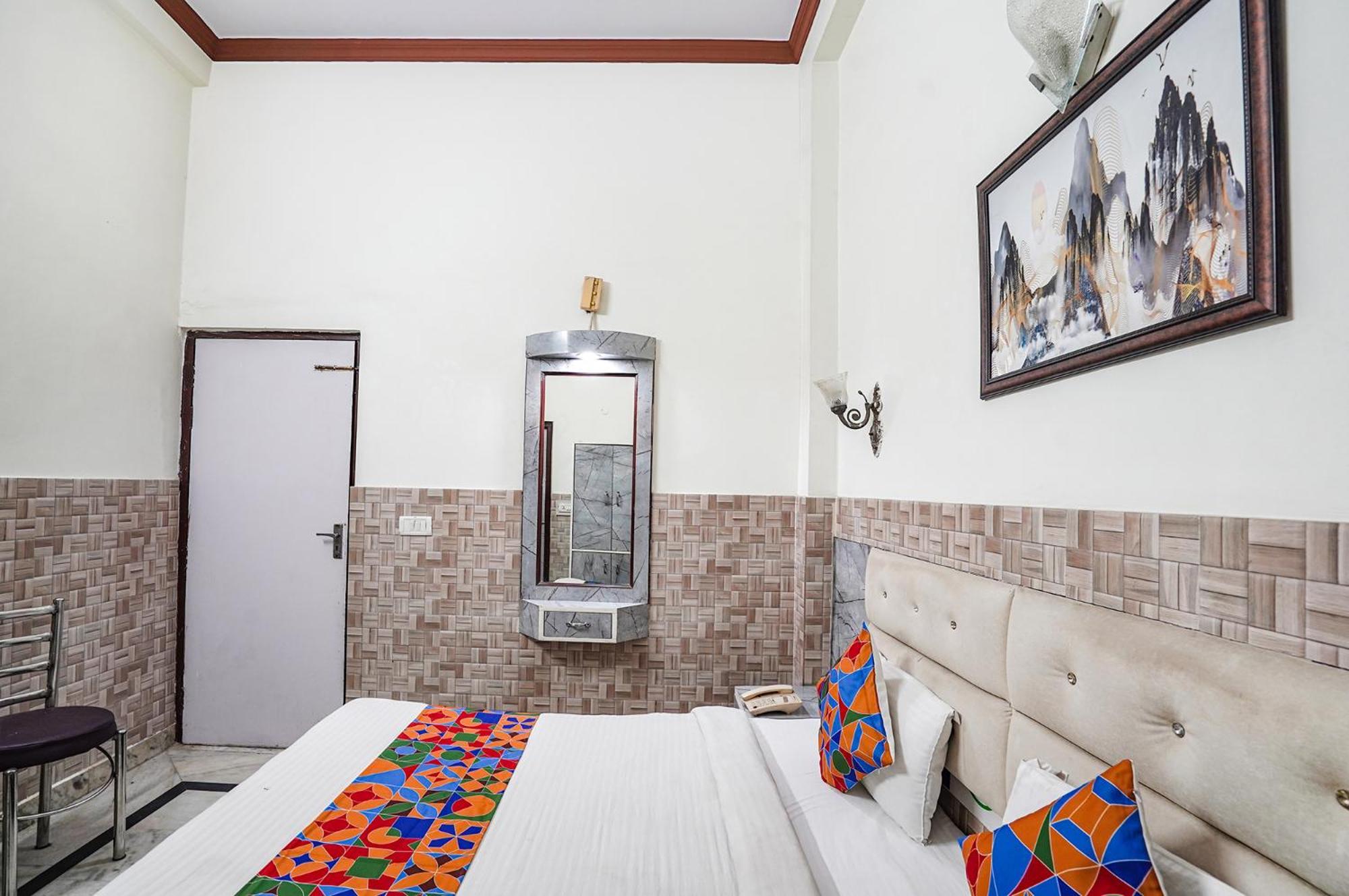 Fabhotel Sarwan Agra  Exteriör bild