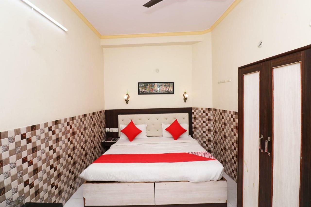 Fabhotel Sarwan Agra  Exteriör bild