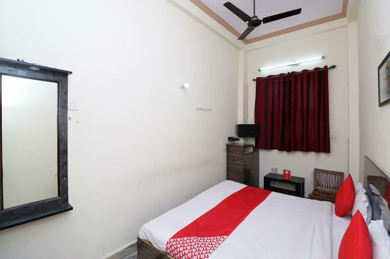 Fabhotel Sarwan Agra  Exteriör bild