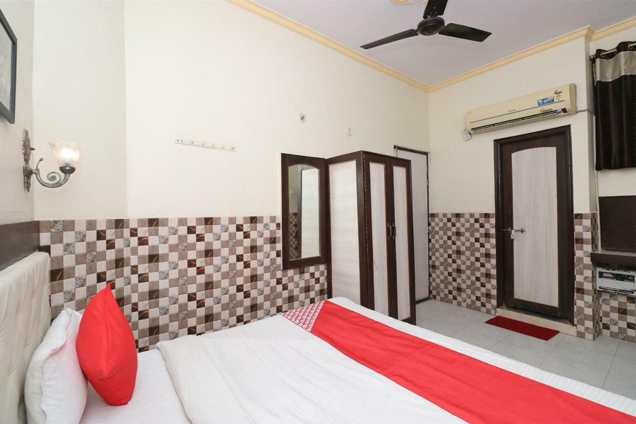 Fabhotel Sarwan Agra  Exteriör bild